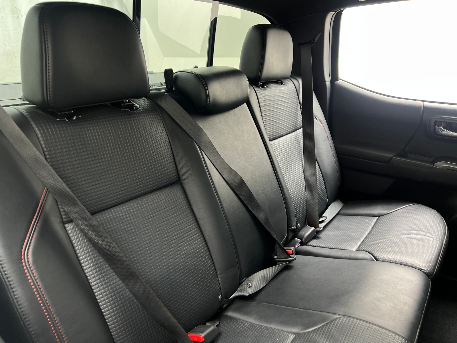 Thumbnail: 2017 Toyota Tacoma - 5