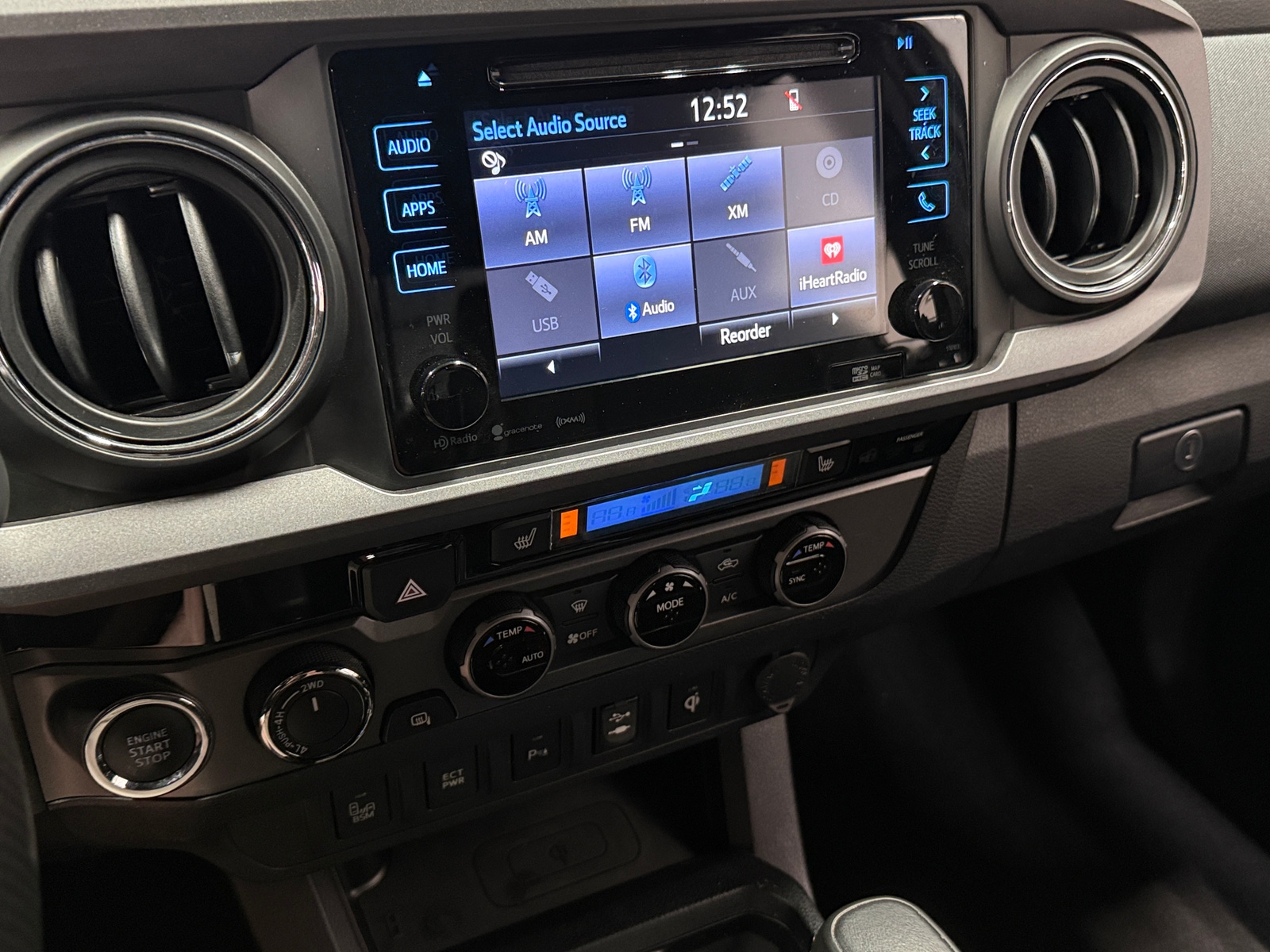 Thumbnail: 2017 Toyota Tacoma - 3