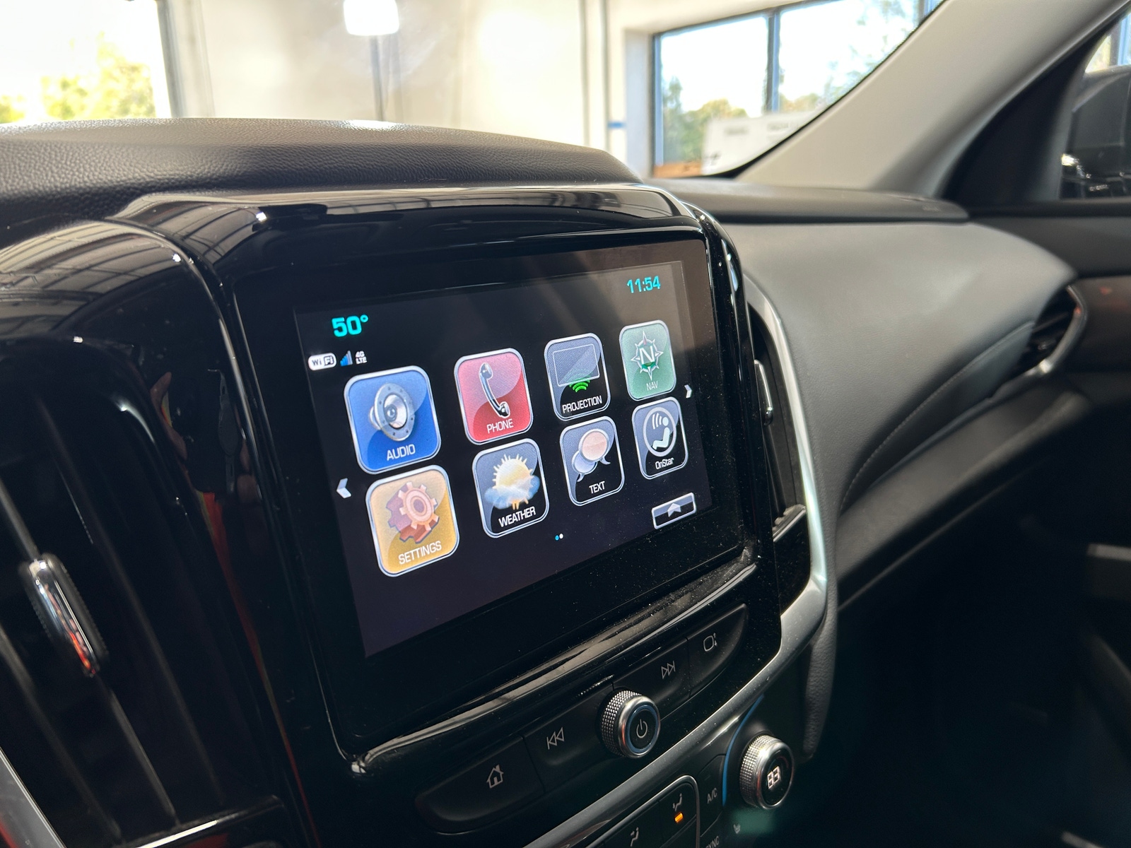 Thumbnail: 2019 Chevrolet Traverse - 3