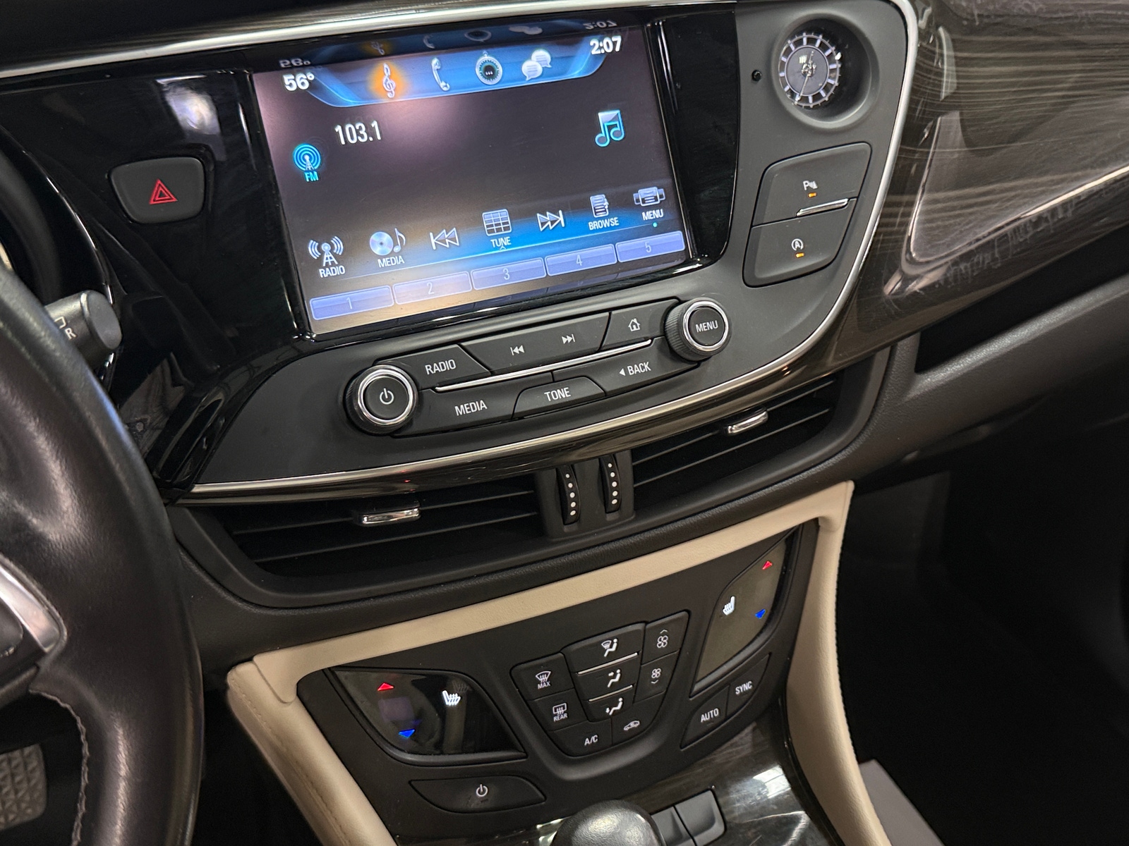 Thumbnail: 2020 Buick Envision - 3