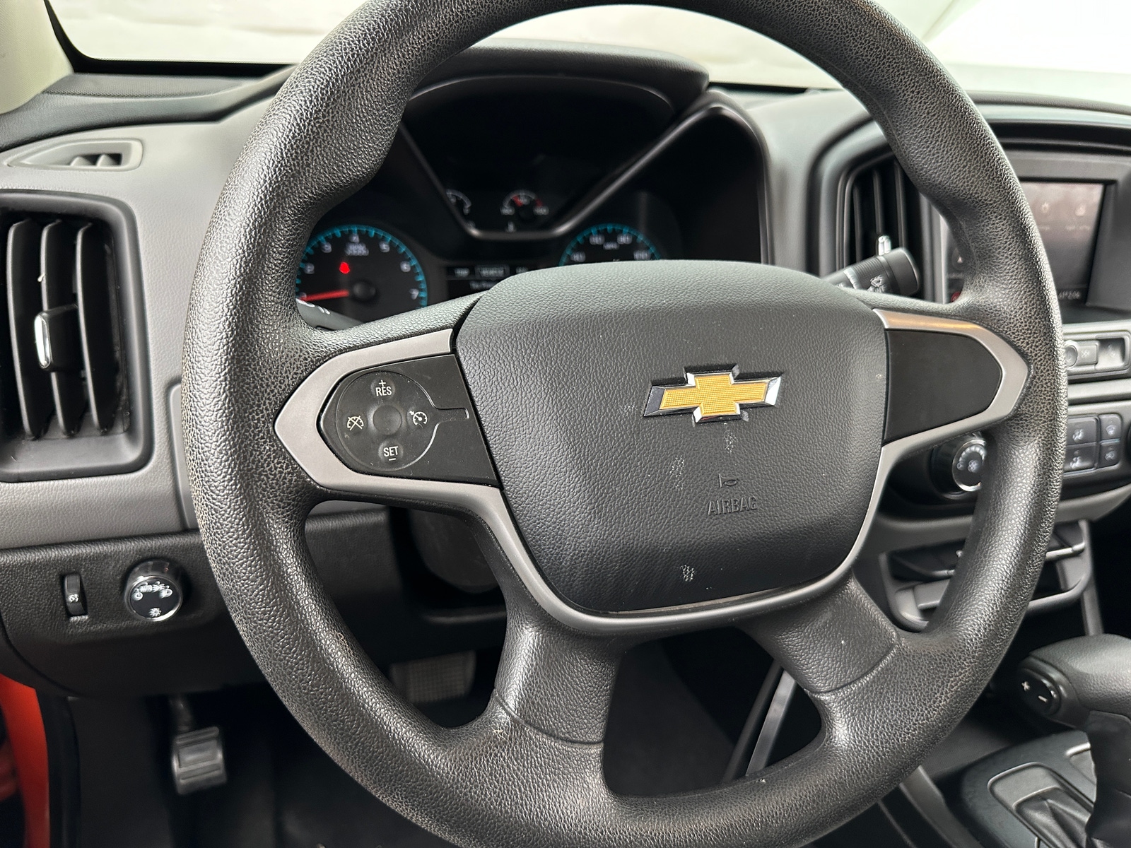 Thumbnail: 2021 Chevrolet Colorado - 5