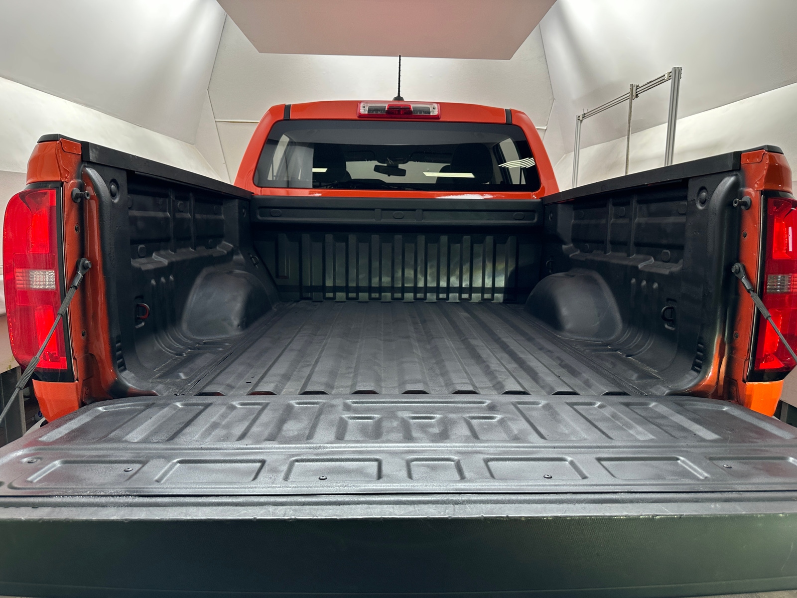 Thumbnail: 2021 Chevrolet Colorado - 7