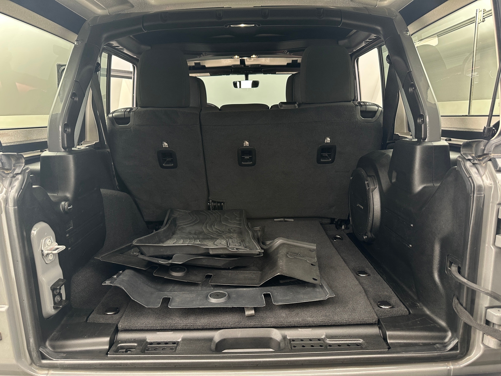 Thumbnail: 2021 Jeep Wrangler - 7