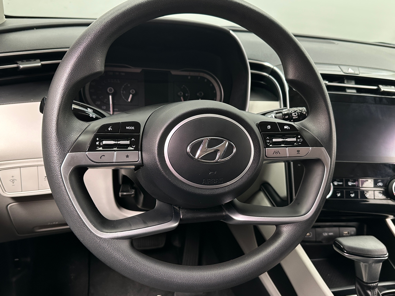 Thumbnail: 2022 Hyundai Tucson - 5