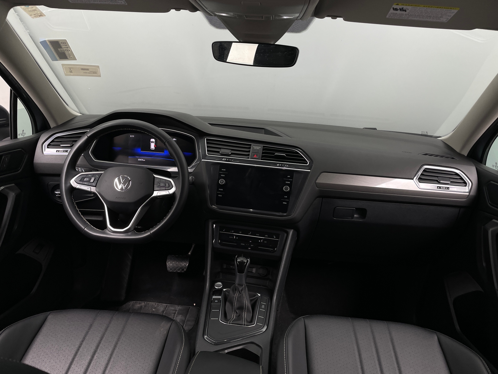 Thumbnail: 2024 Volkswagen Tiguan - 2