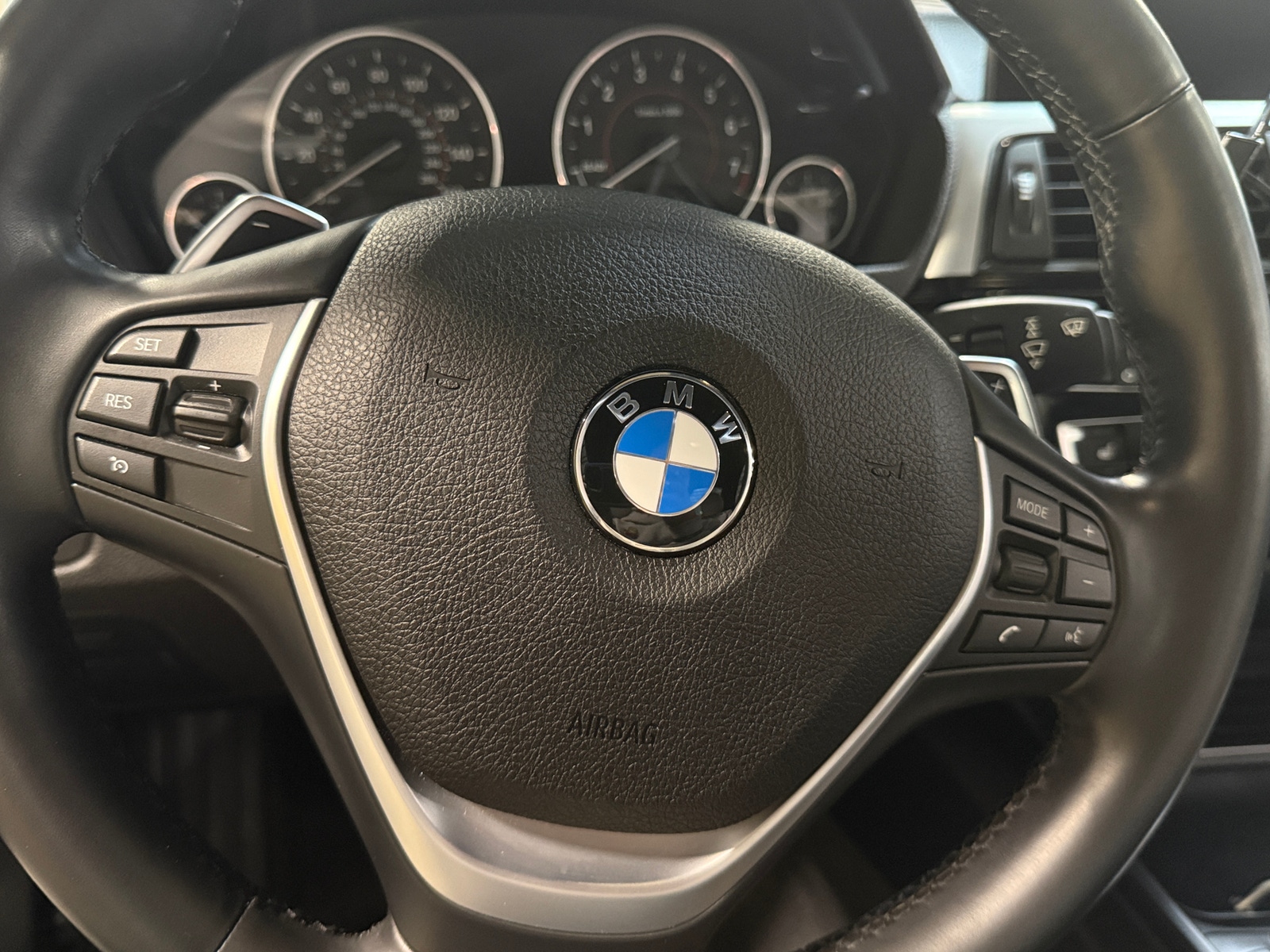 Thumbnail: 2017 BMW 4 Series - 4