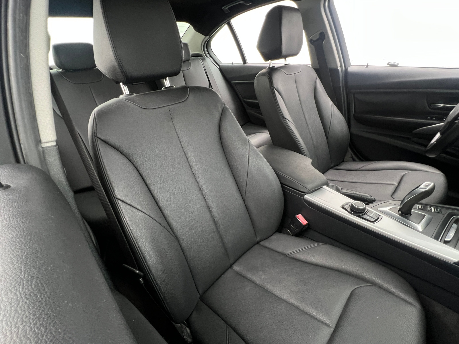Thumbnail: 2013 BMW 3 Series - 2