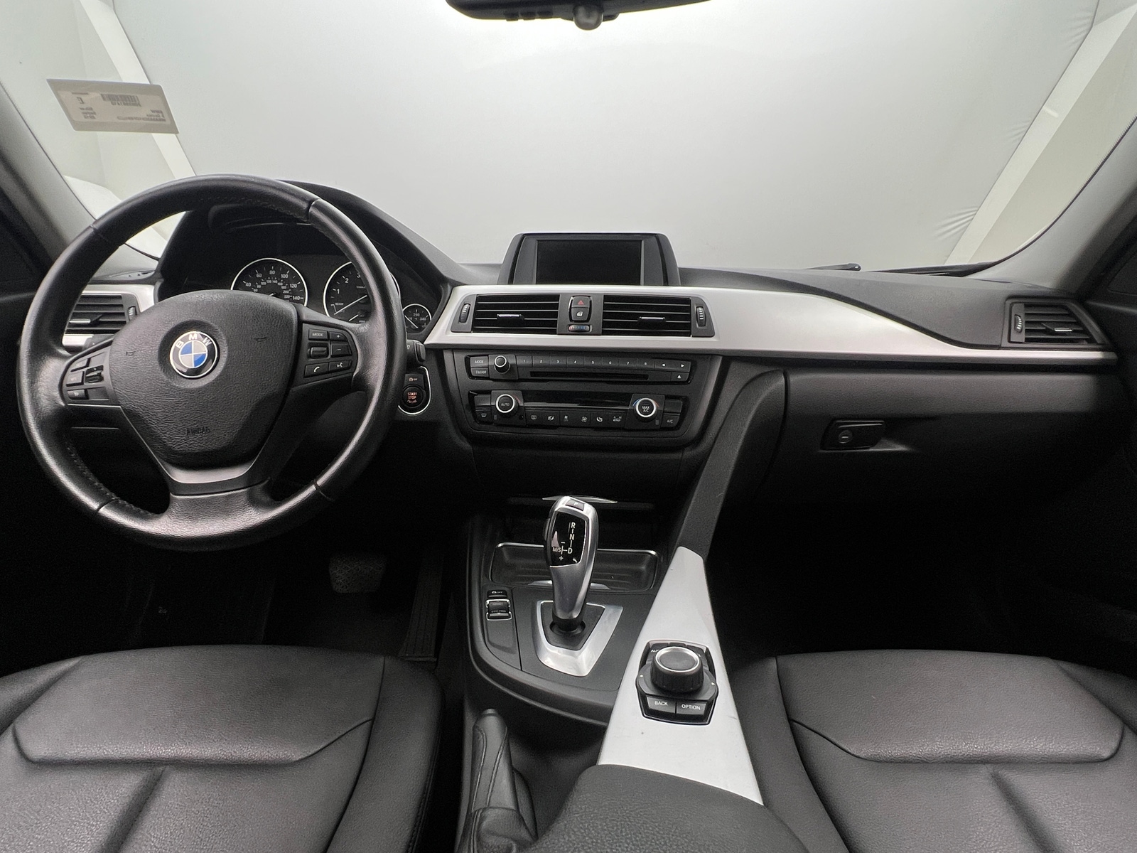 Thumbnail: 2013 BMW 3 Series - 3