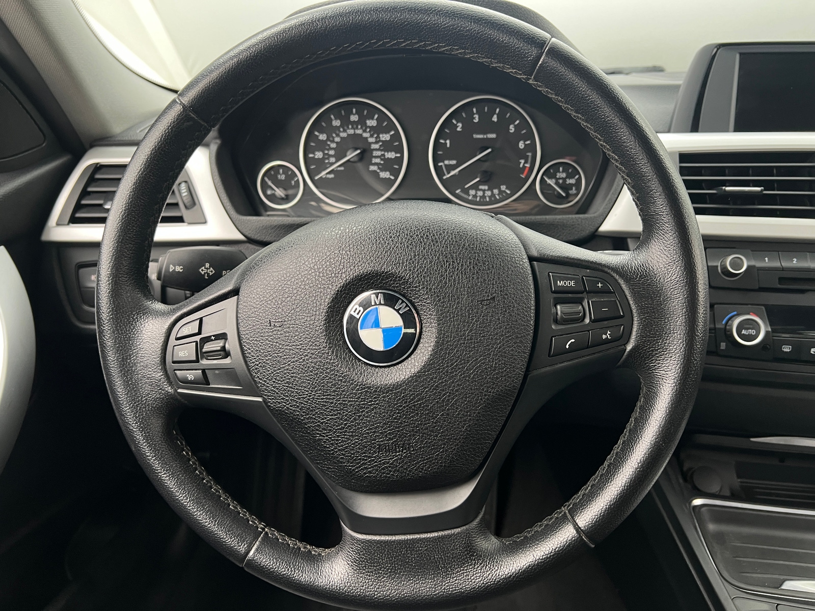 Thumbnail: 2013 BMW 3 Series - 5