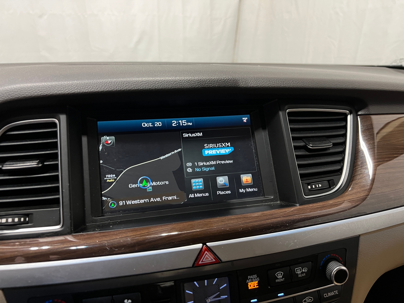 Thumbnail: 2015 Hyundai Genesis - 3