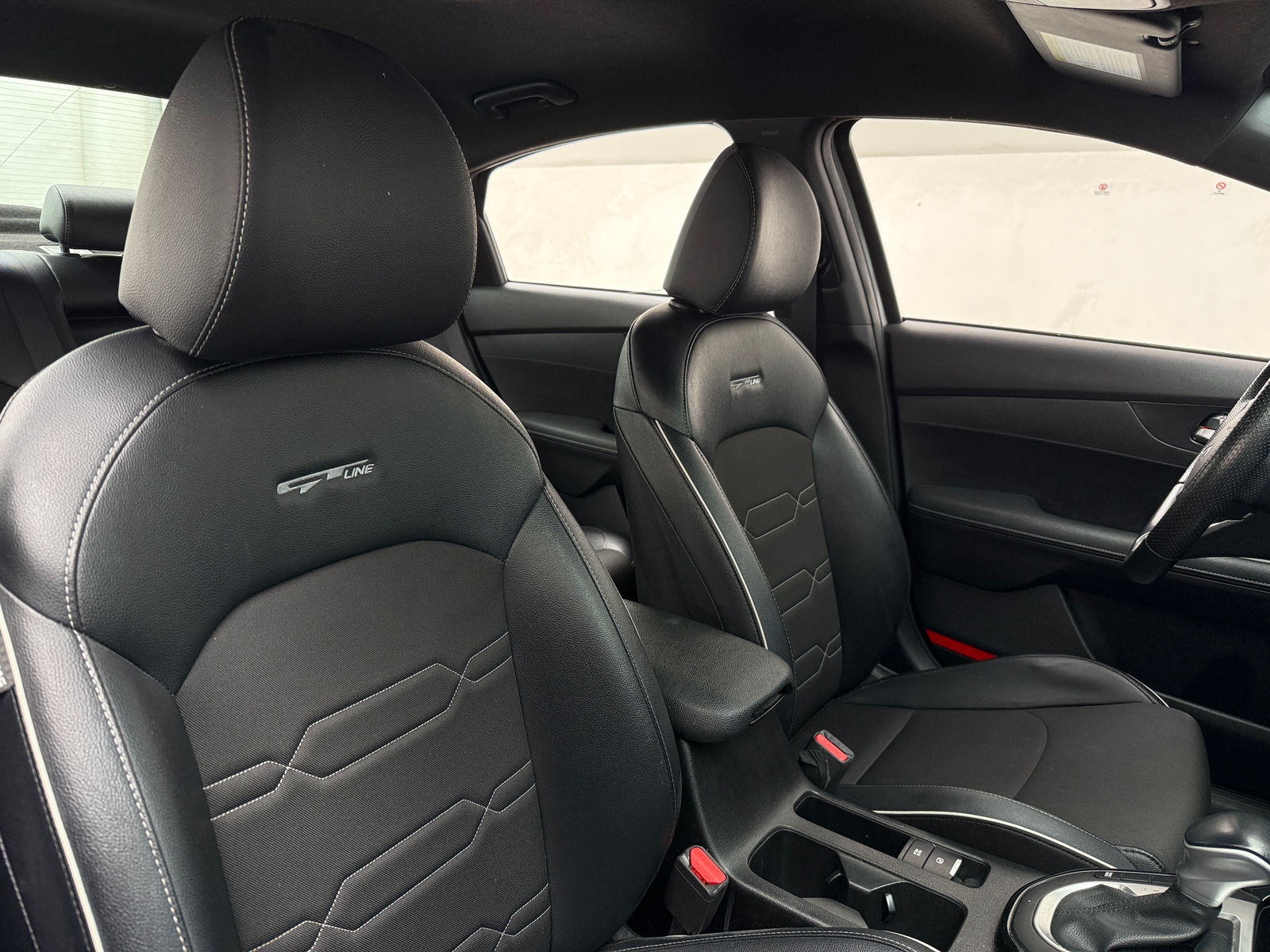 Thumbnail: 2023 Kia Forte - 2