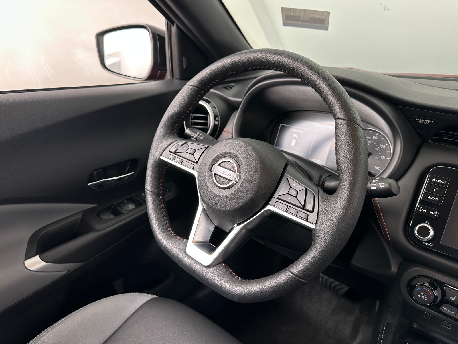 Thumbnail: 2024 Nissan Kicks - 4