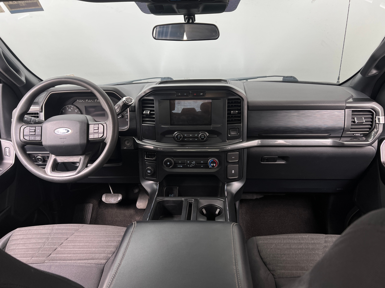 Thumbnail: 2021 Ford Econoline - 3