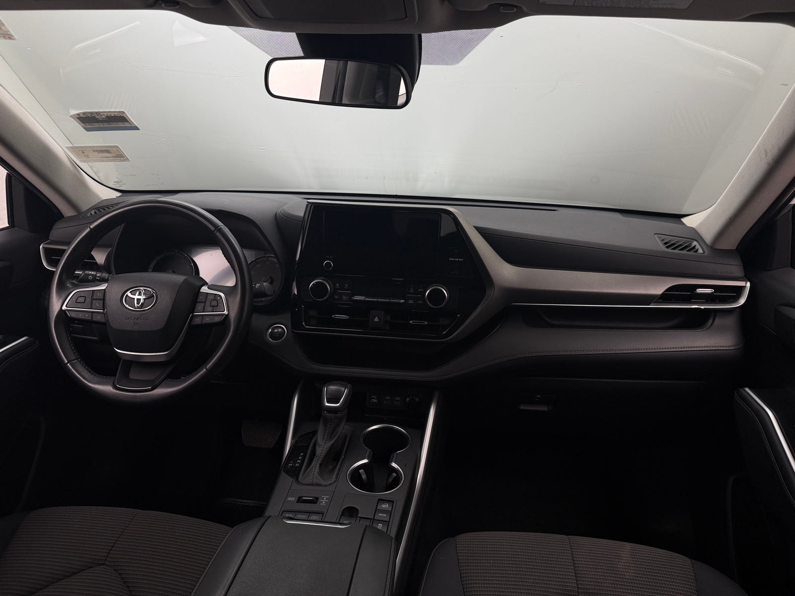 Thumbnail: 2024 Toyota Highlander - 3