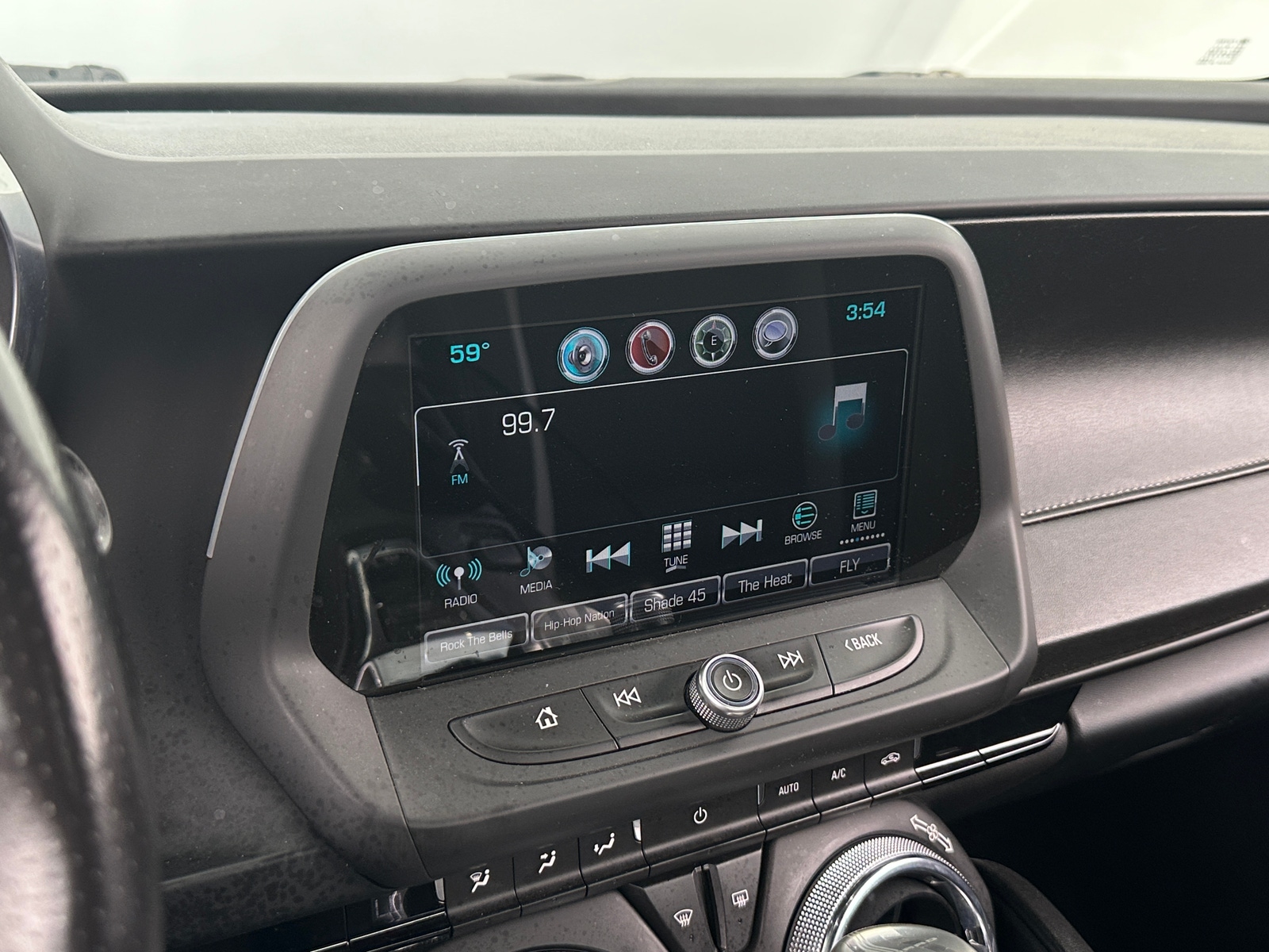 Thumbnail: 2017 Chevrolet Camaro - 4