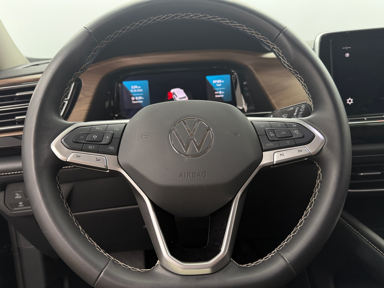 Thumbnail: 2024 Volkswagen Atlas - 4
