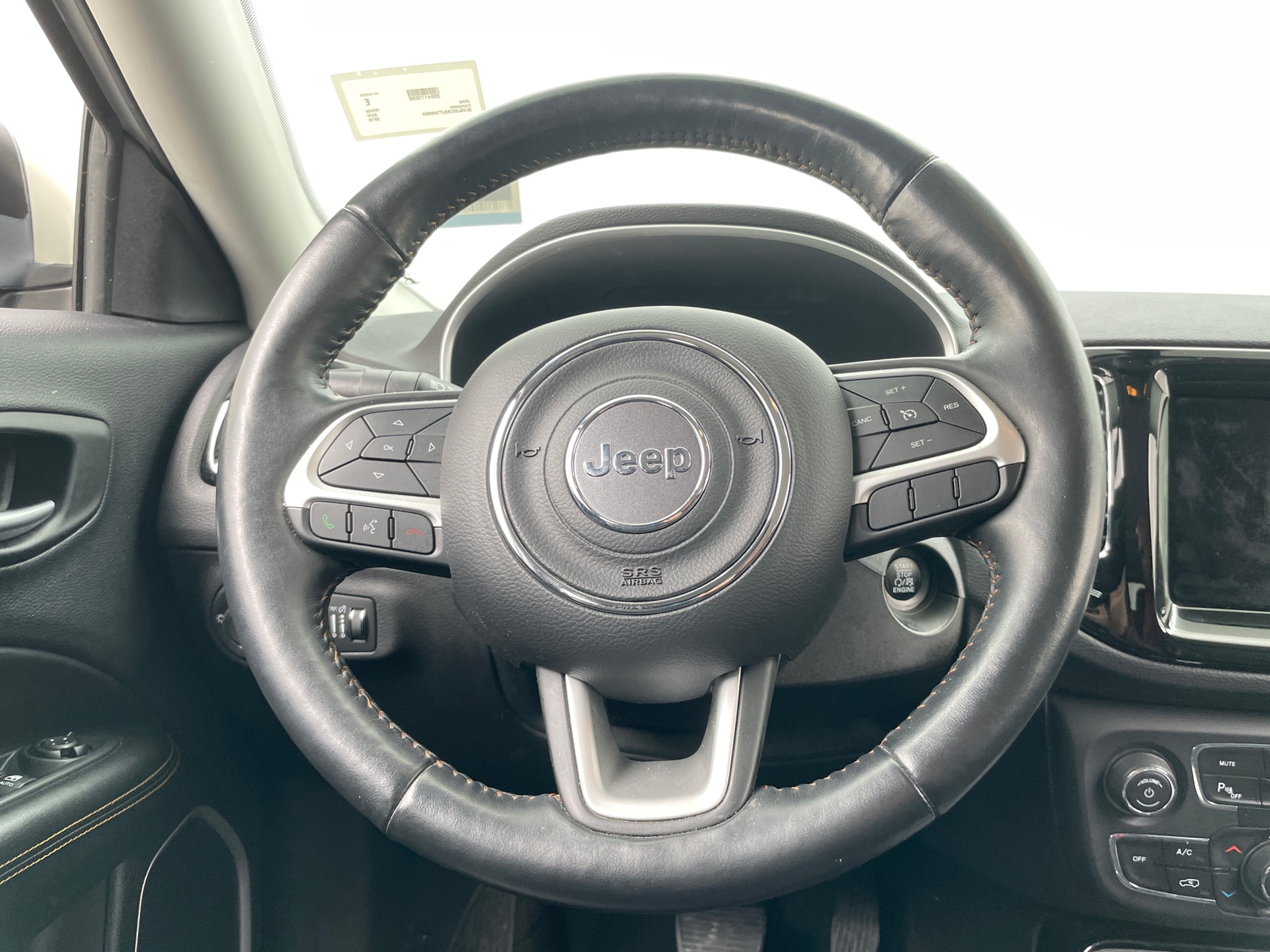 Thumbnail: 2018 Jeep Compass - 4