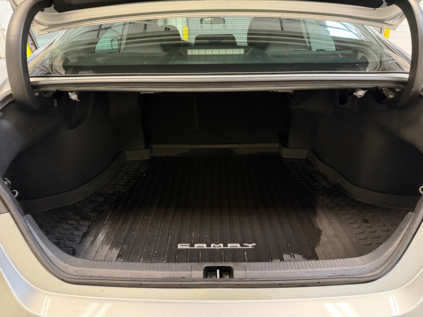 Thumbnail: 2020 Toyota Camry - 7