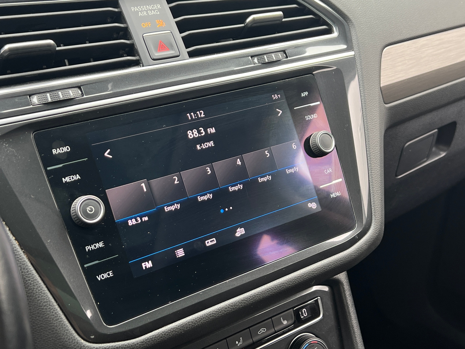Thumbnail: 2018 Volkswagen Tiguan - 3