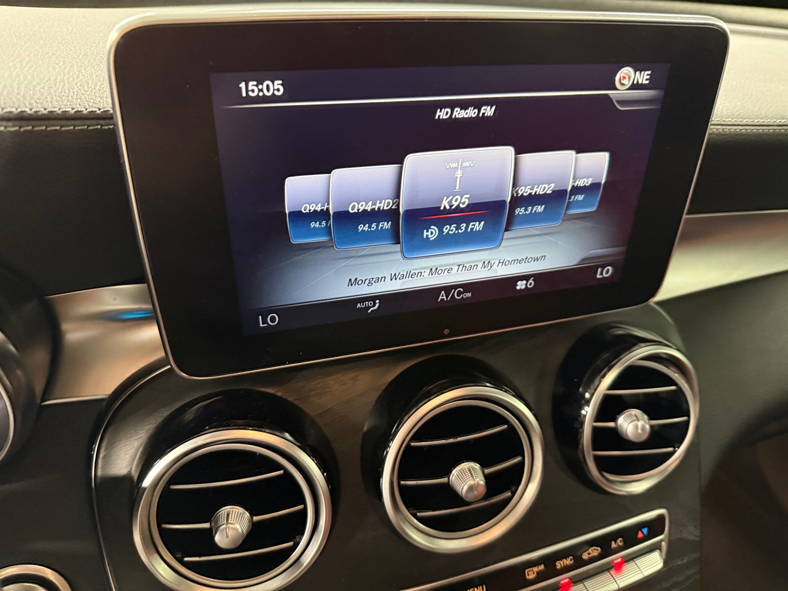 Thumbnail: 2017 Mercedes-Benz GLC - 3