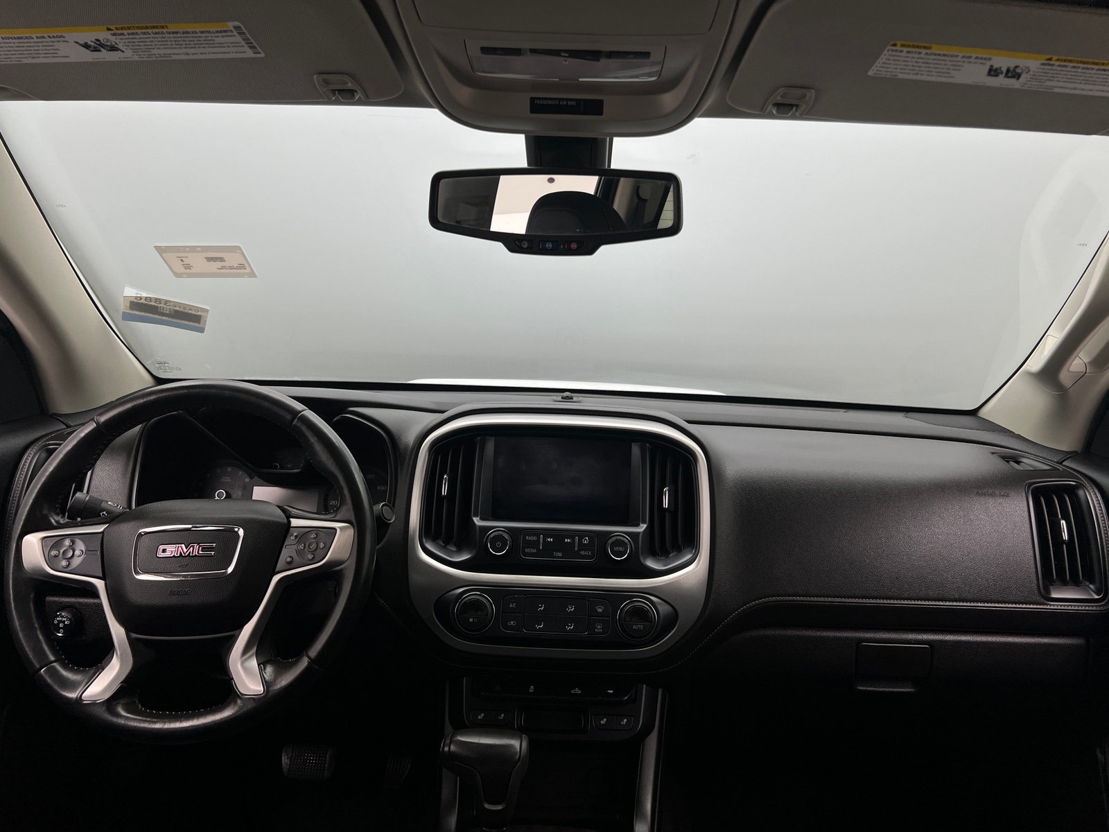 Thumbnail: 2018 GMC Canyon - 2