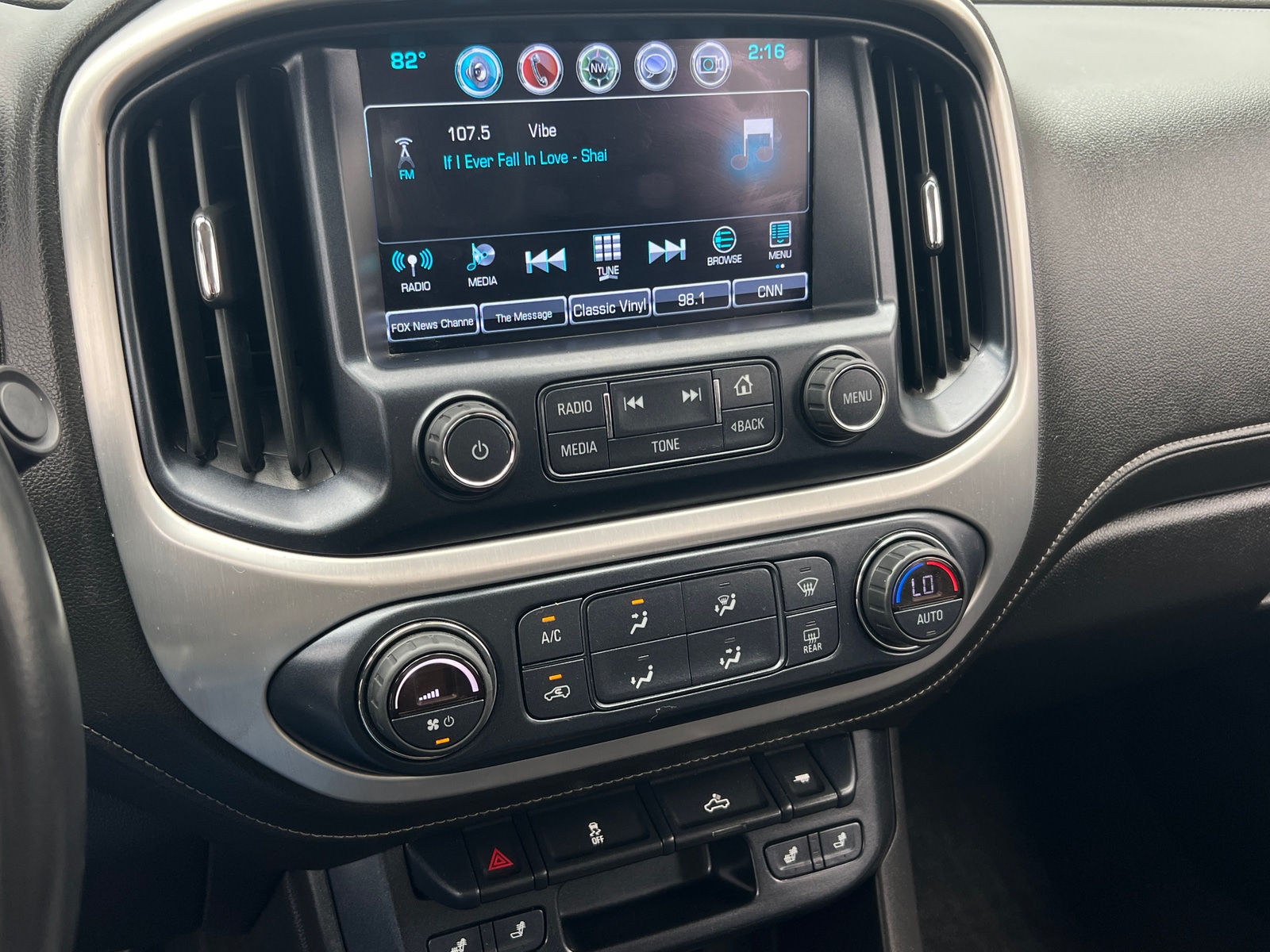 Thumbnail: 2018 GMC Canyon - 3