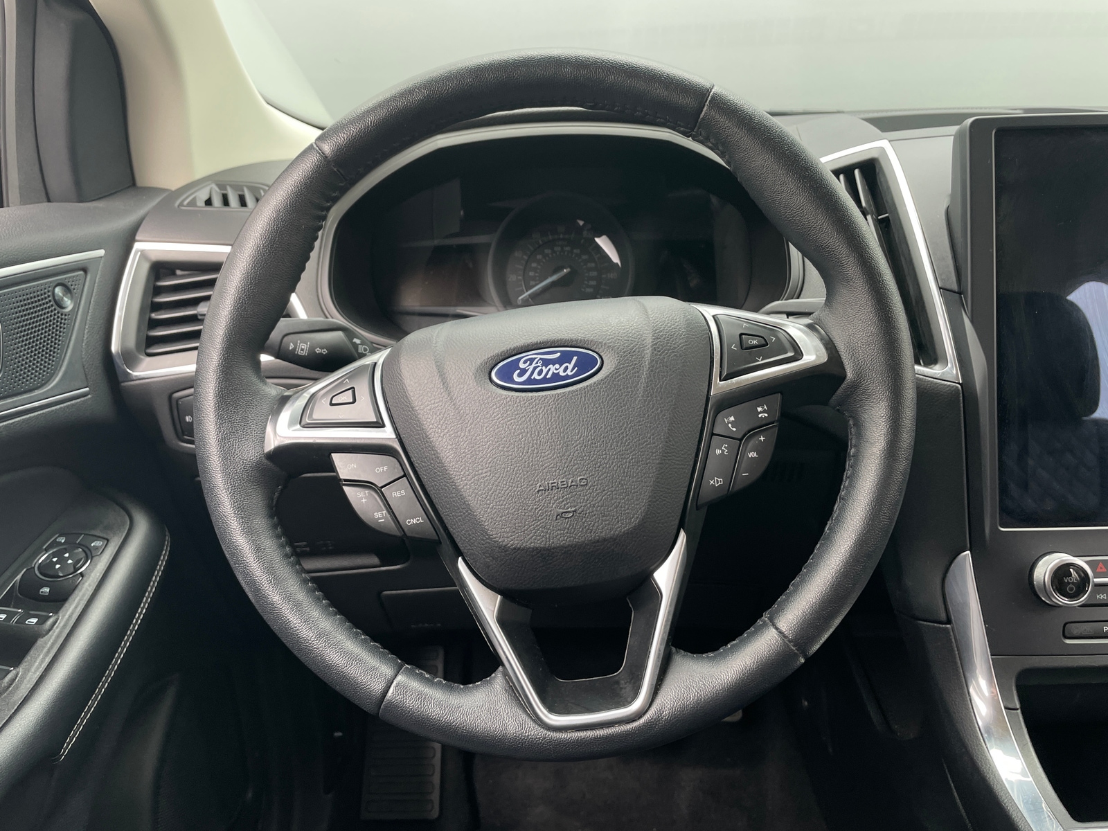 Thumbnail: 2024 Ford Edge - 4