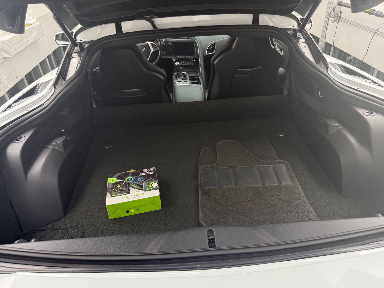 Thumbnail: 2014 Chevrolet Corvette - 4