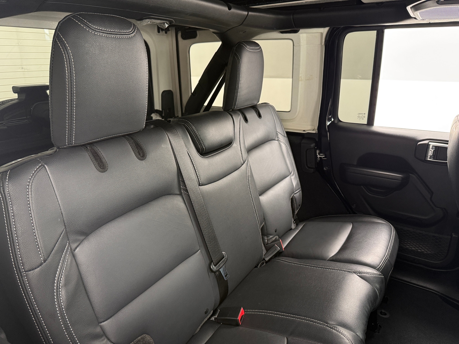 Thumbnail: 2023 Jeep Wrangler - 6