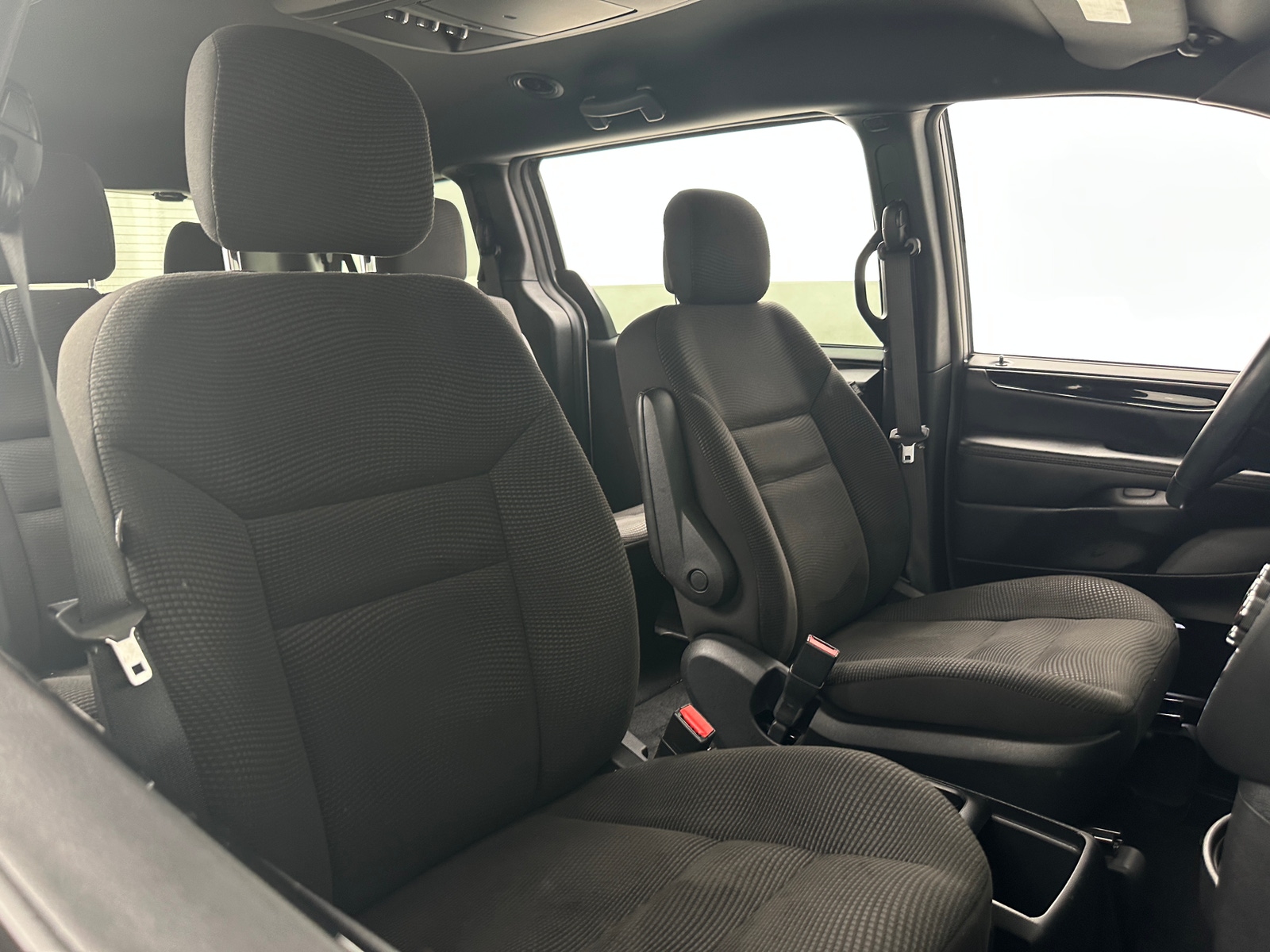 Thumbnail: 2020 Dodge Grand Caravan - 2
