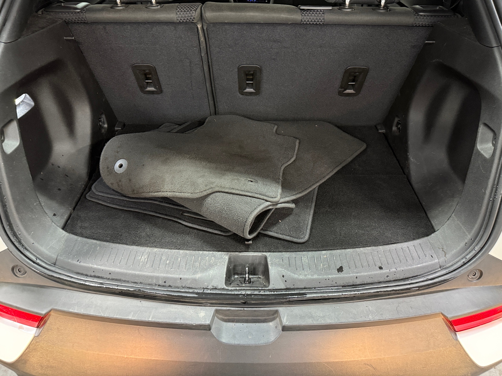 Thumbnail: 2023 Chevrolet Bolt EUV - 7