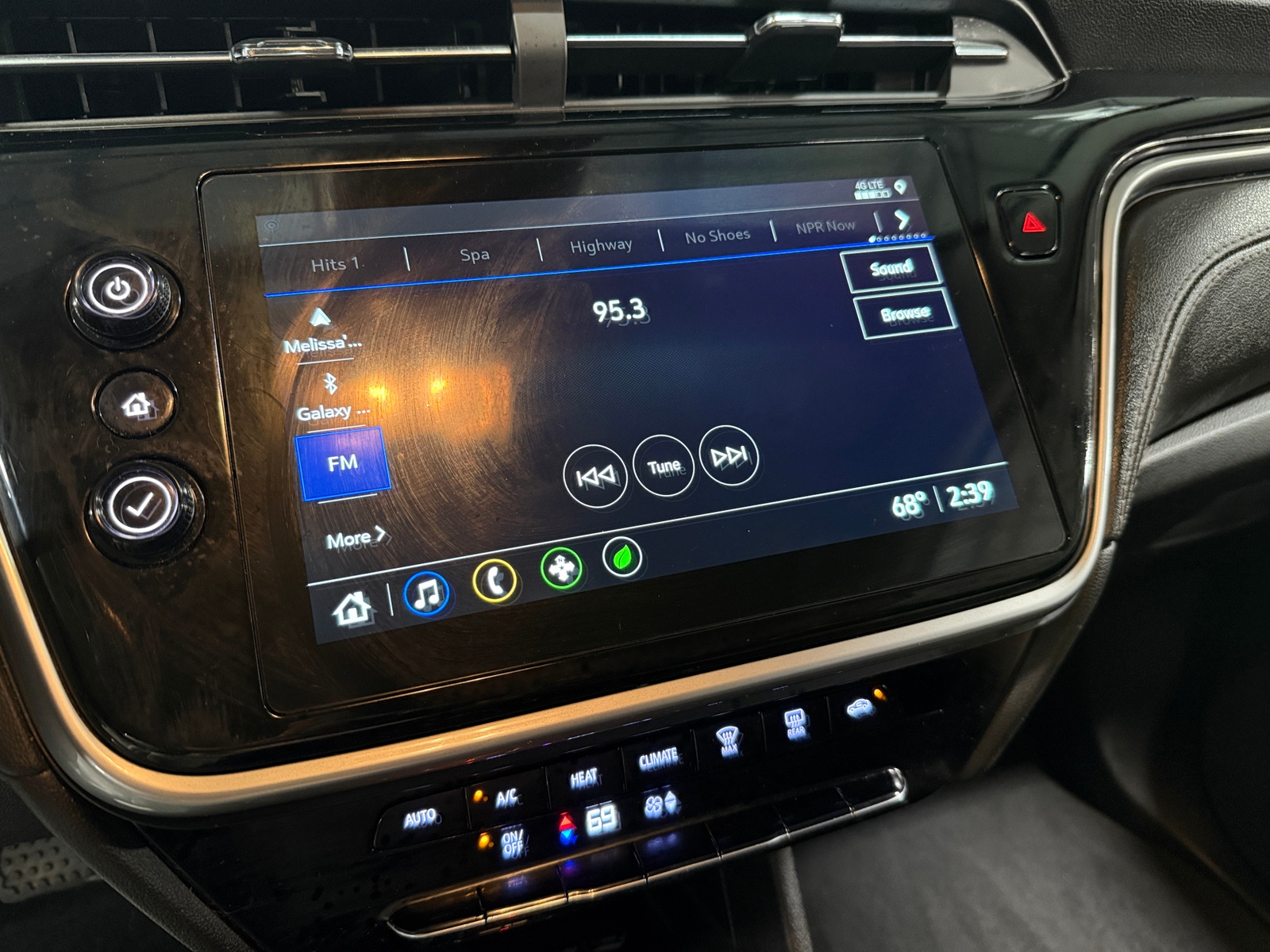 Thumbnail: 2023 Chevrolet Bolt EUV - 4