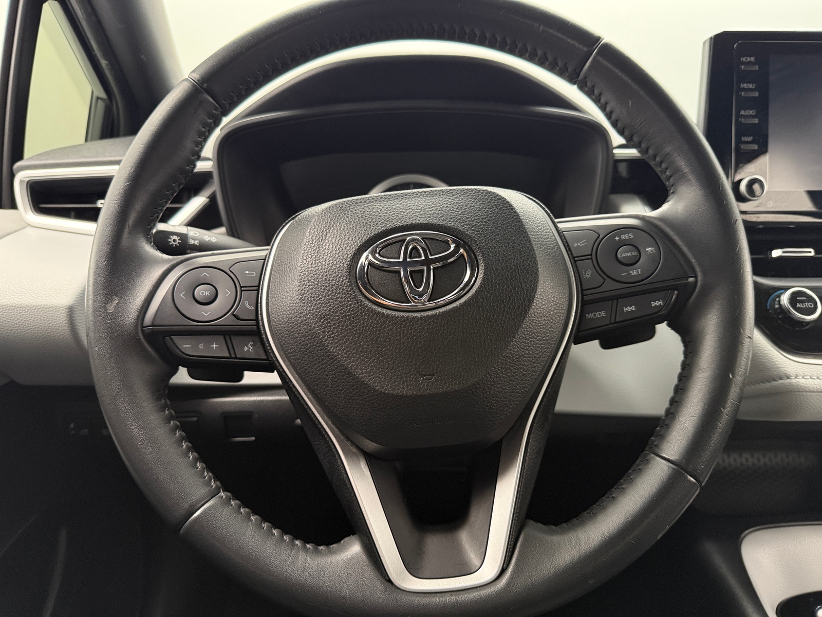 Thumbnail: 2022 Toyota Corolla - 5