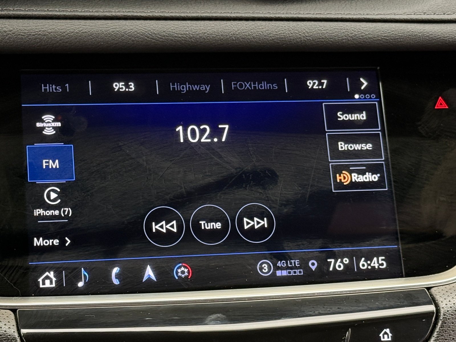 Thumbnail: 2025 Cadillac XT5 - 3