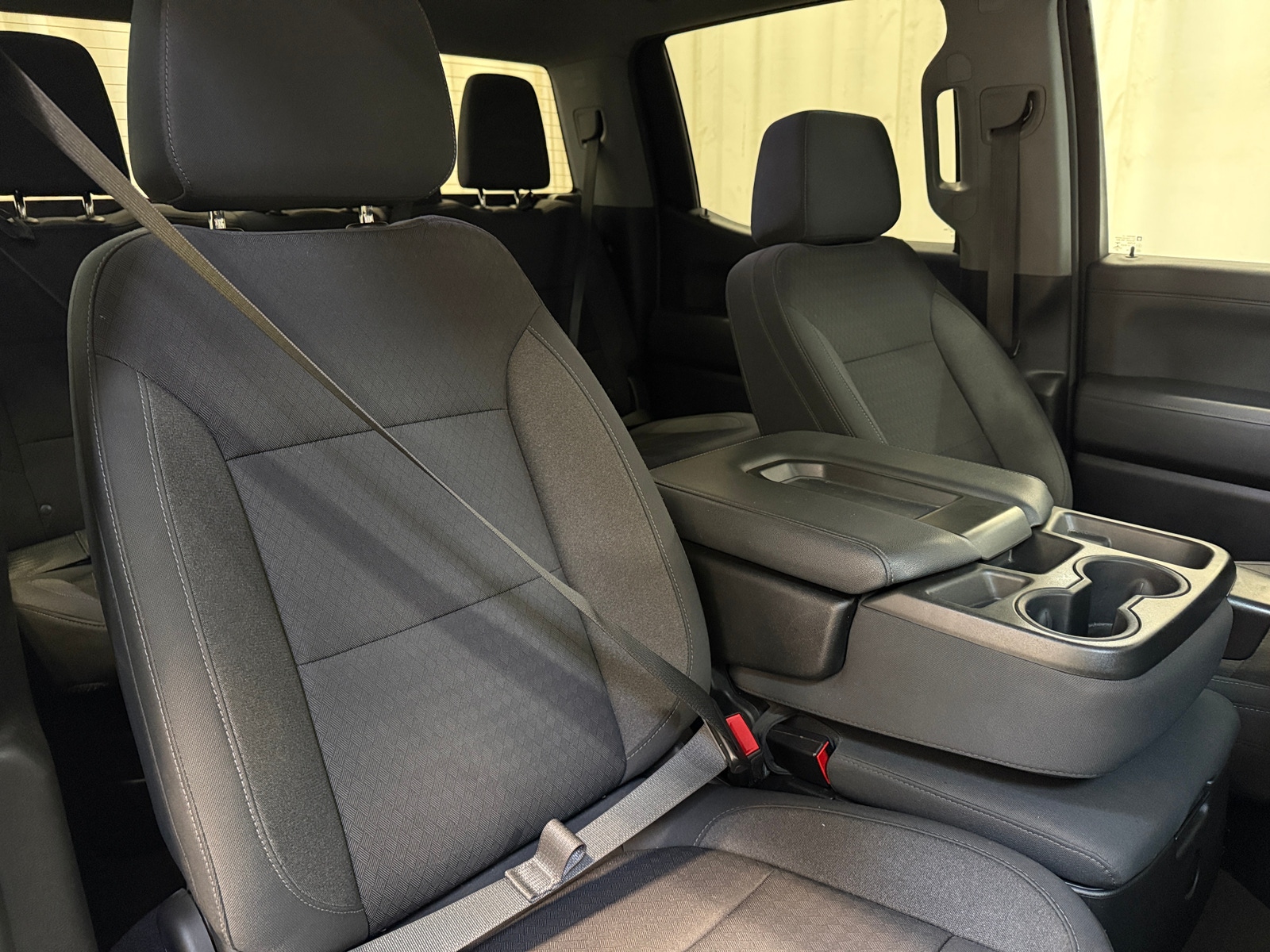 Thumbnail: 2021 Chevrolet Silverado 1500 - 2