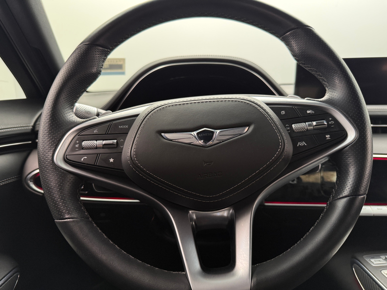 Thumbnail: 2023 Genesis GV70 - 4