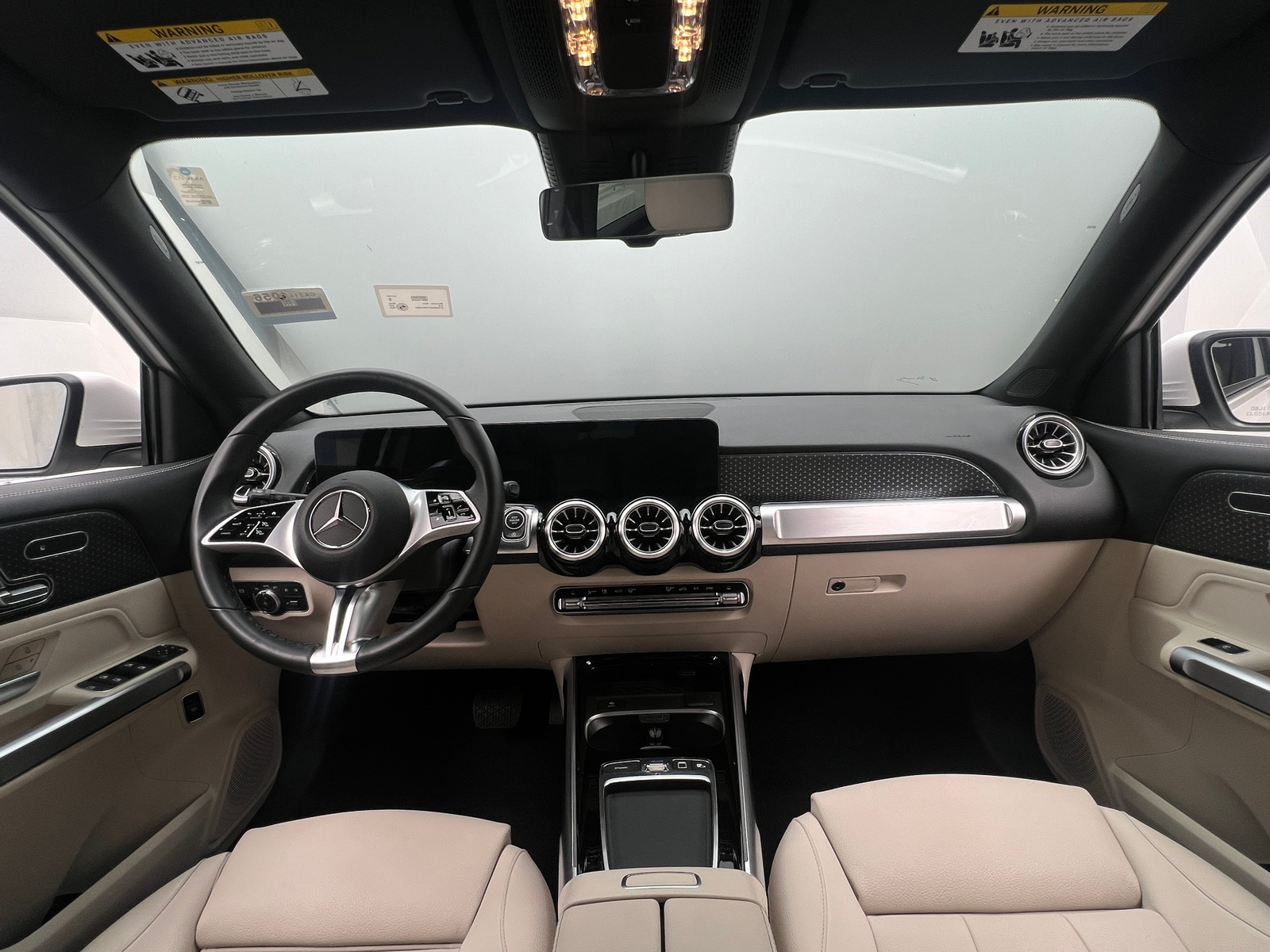 Thumbnail: 2025 Mercedes-Benz GLB - 3