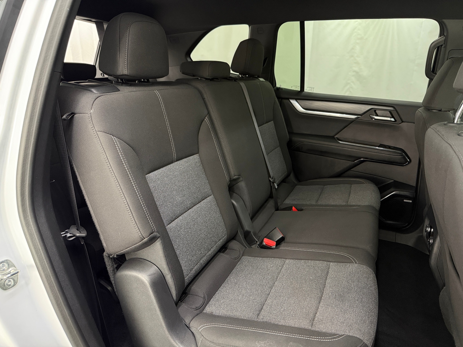 Thumbnail: 2025 GMC Acadia - 6