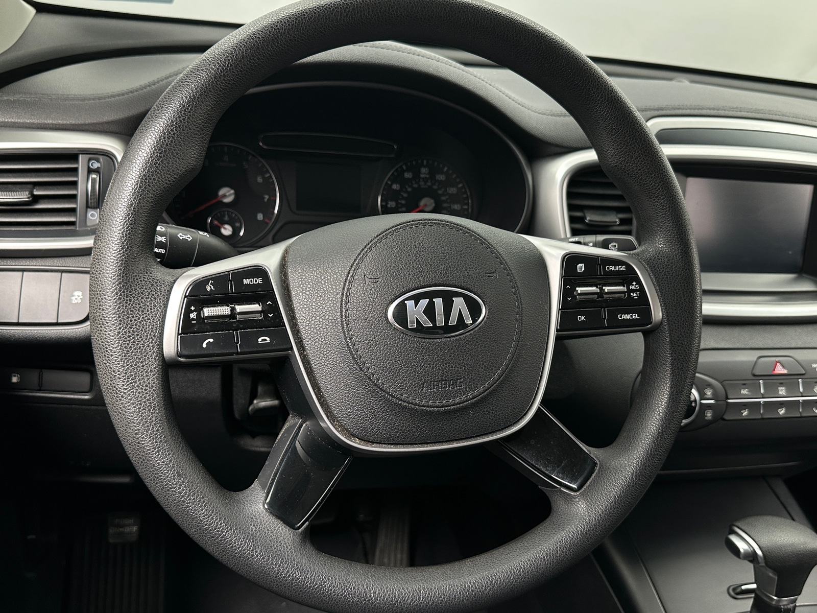 Thumbnail: 2020 Kia Sorento - 5