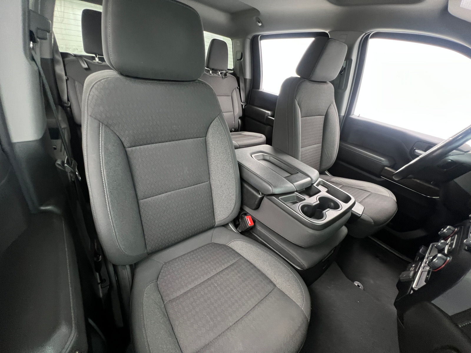 Thumbnail: 2023 Chevrolet Silverado 3500 - 2