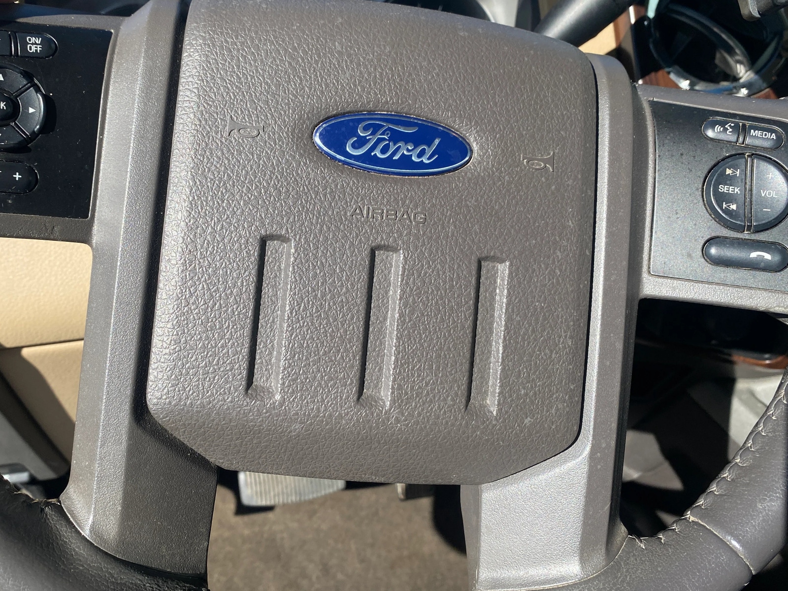 Thumbnail: 2016 Ford Econoline - 4