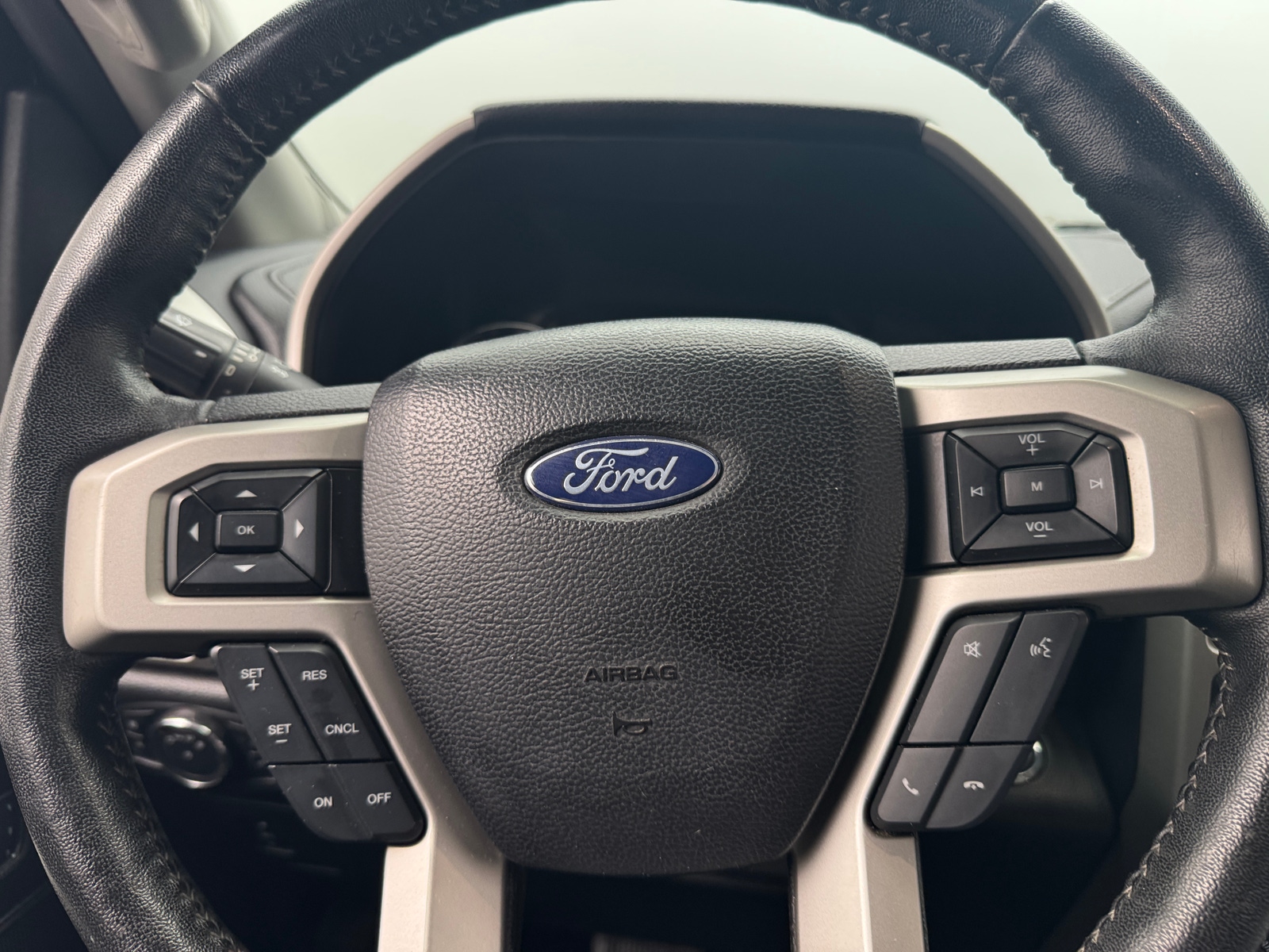 Thumbnail: 2017 Ford Econoline - 4