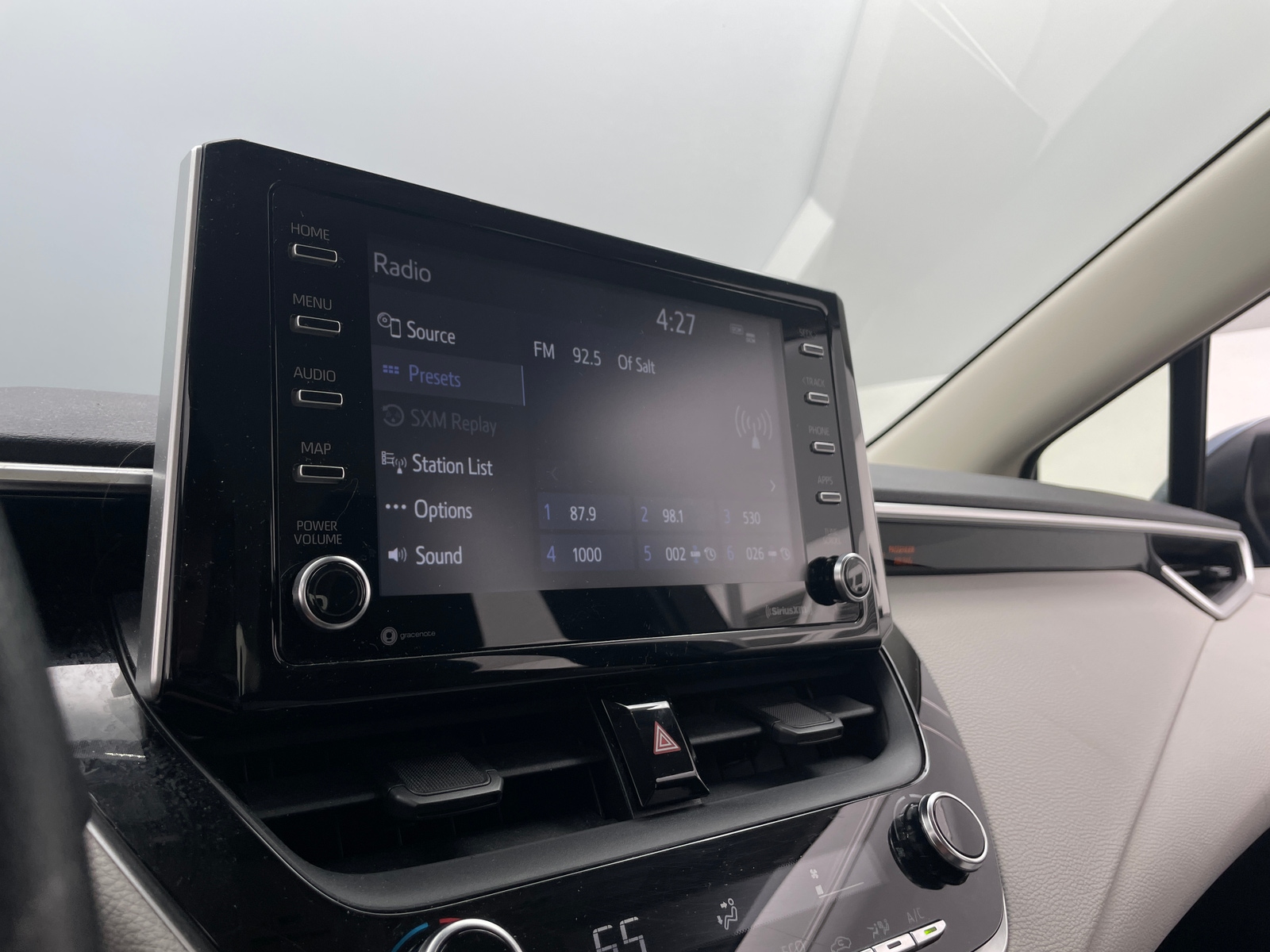 Thumbnail: 2021 Toyota Corolla - 4