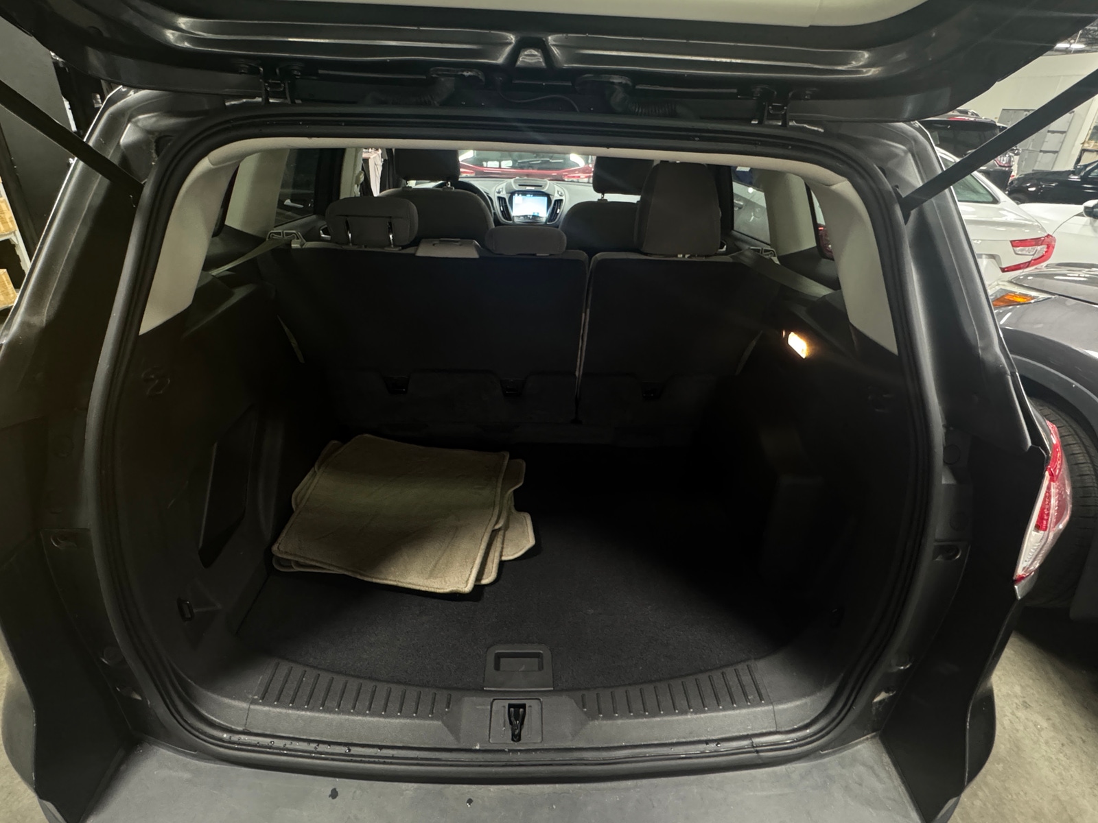 Thumbnail: 2016 Ford Escape - 7