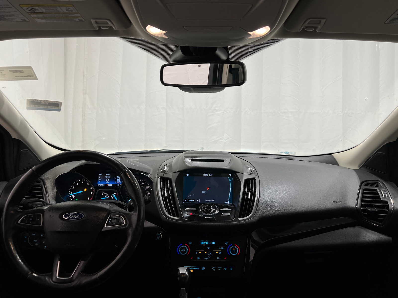 Thumbnail: 2018 Ford Escape - 3