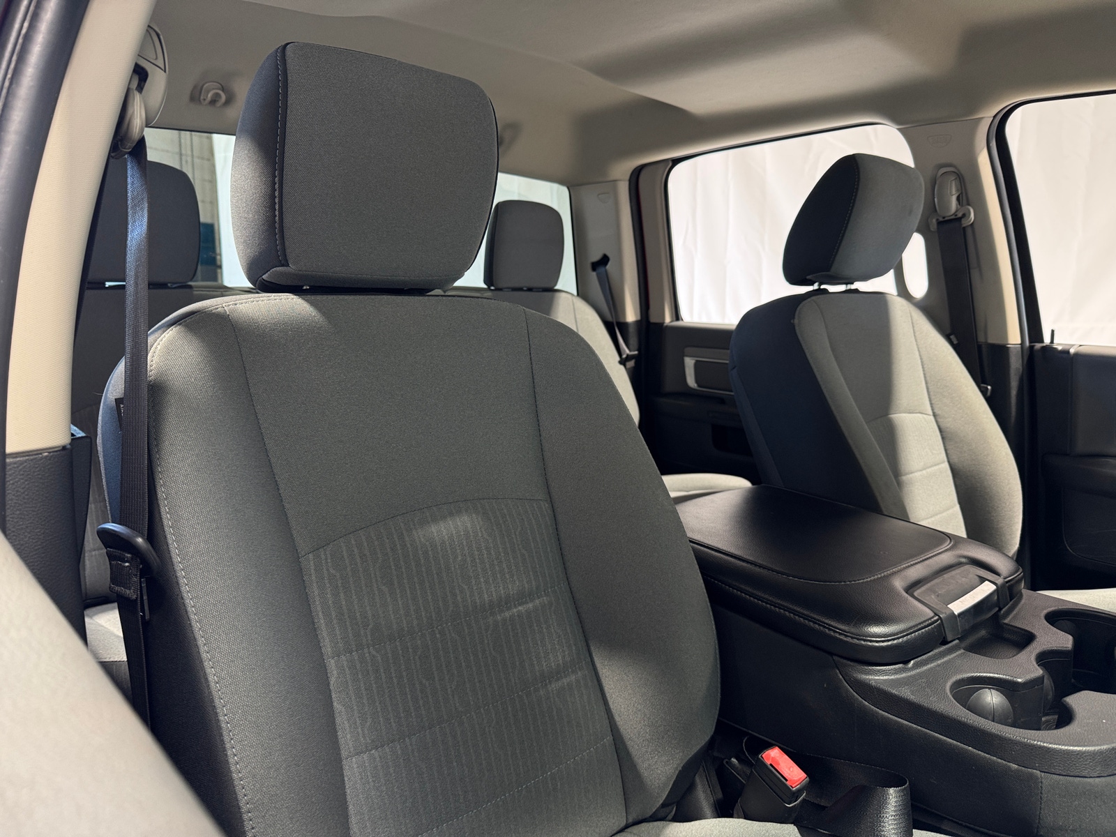 Thumbnail: 2022 RAM 1500 Classic - 2