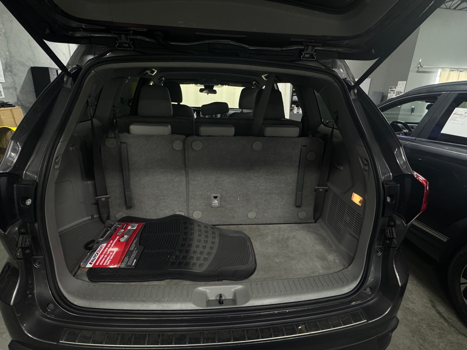Thumbnail: 2018 Toyota Highlander - 7
