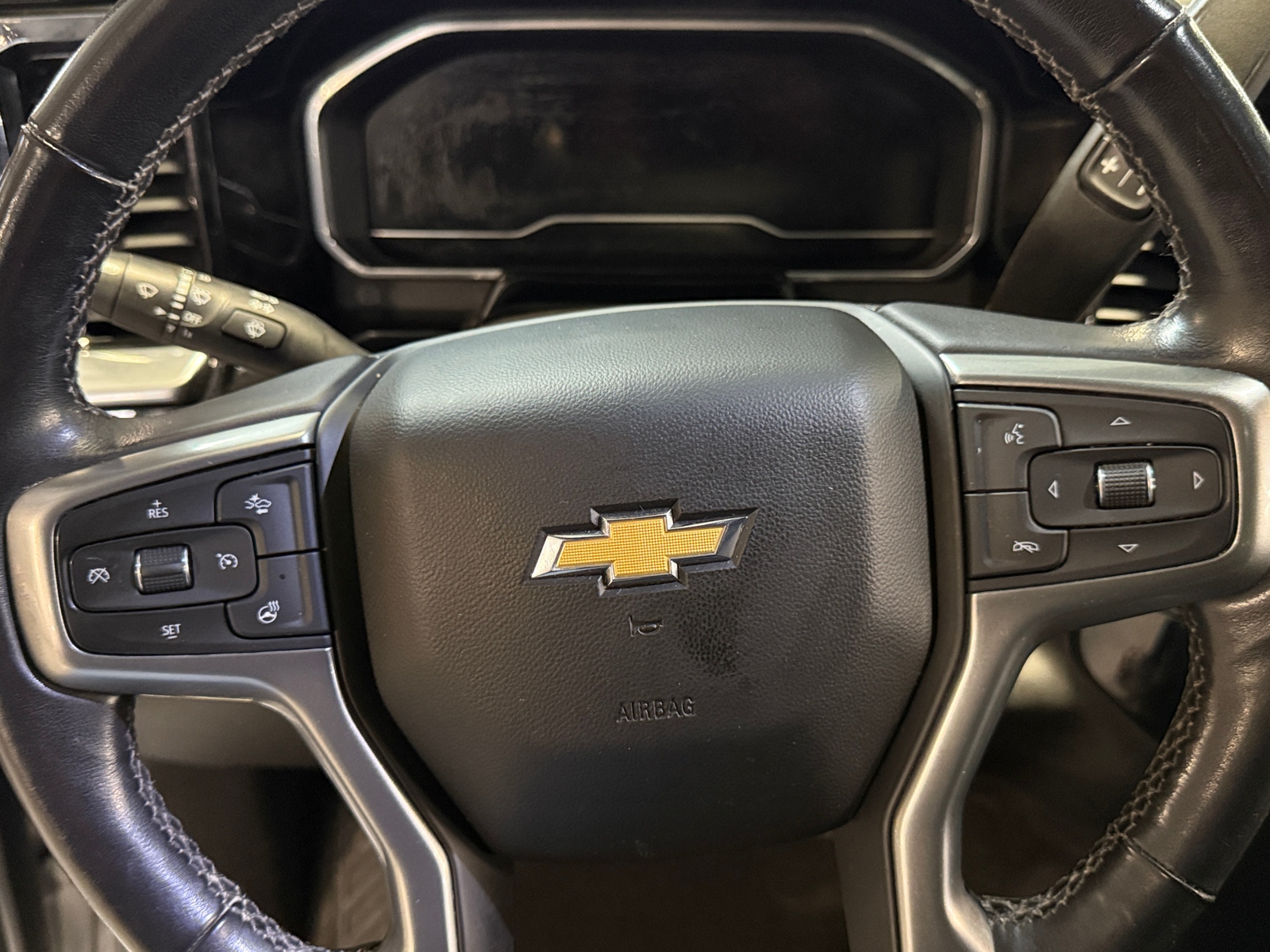 Thumbnail: 2022 Chevrolet Silverado 1500 - 5