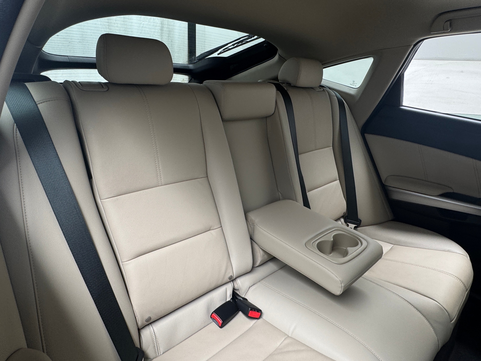 Thumbnail: 2015 Honda Crosstour - 5