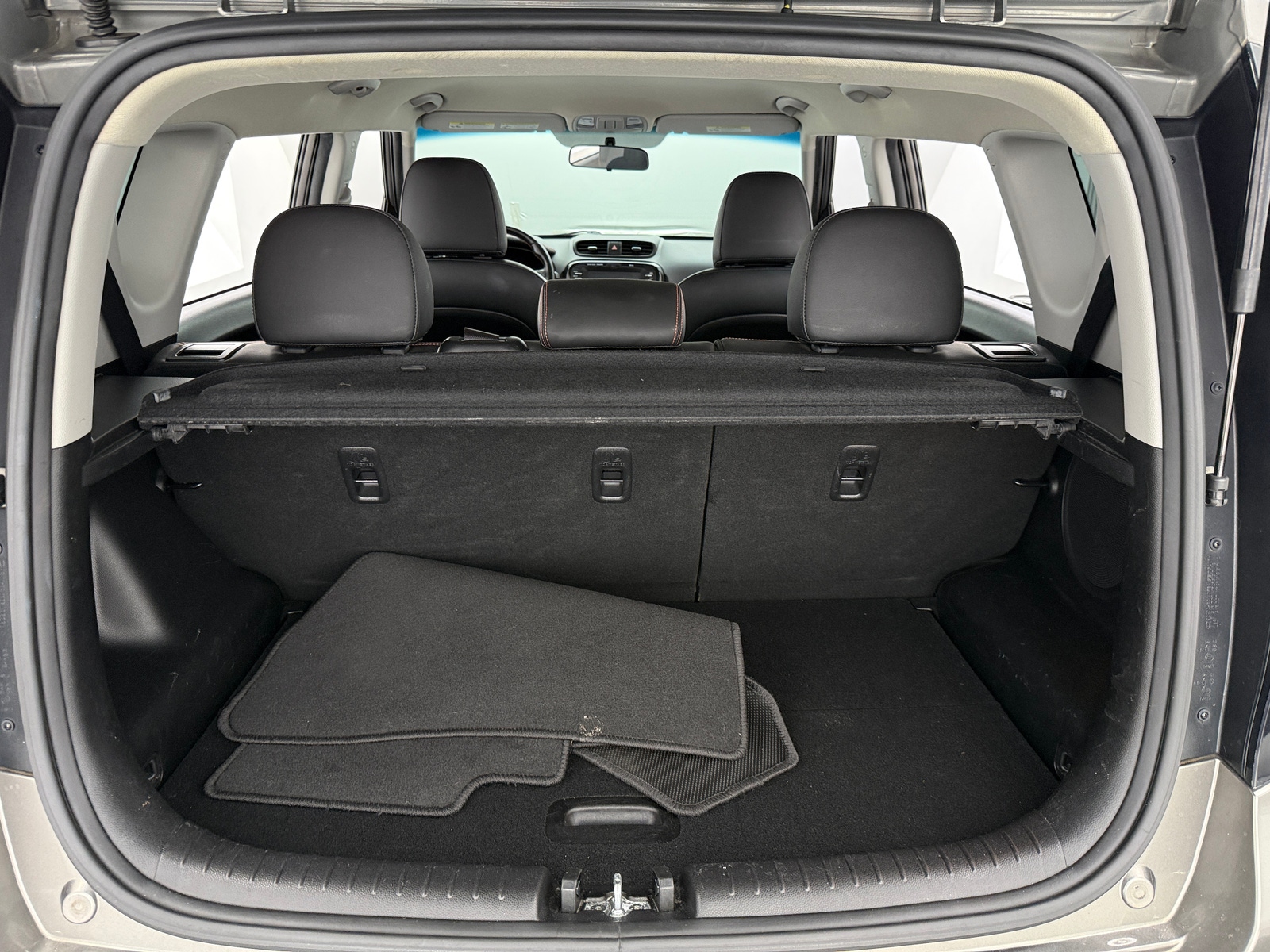 Thumbnail: 2017 Kia Soul - 7